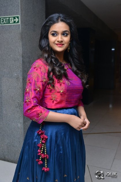 Keerthy-Suresh-at-Remo-Movie-Success-Meet